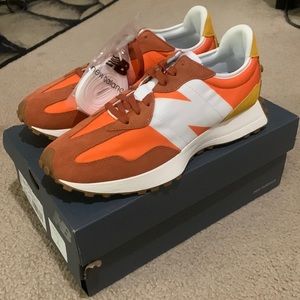New Balance 327 NIB
